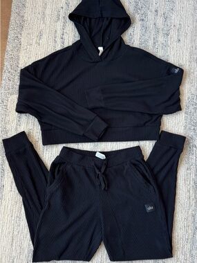 Alo Muse Ribbed Set